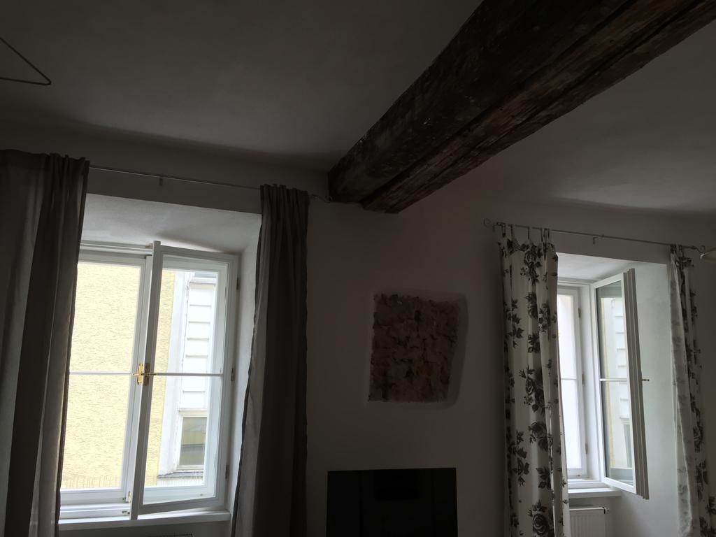 Gasthof Zur Goldenen Sonne Пасау Екстериор снимка