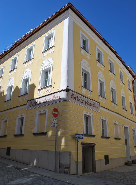 Gasthof Zur Goldenen Sonne Пасау Екстериор снимка